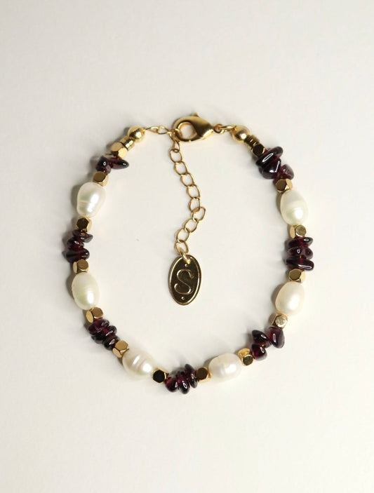 bracelet en perles de culture et grenats