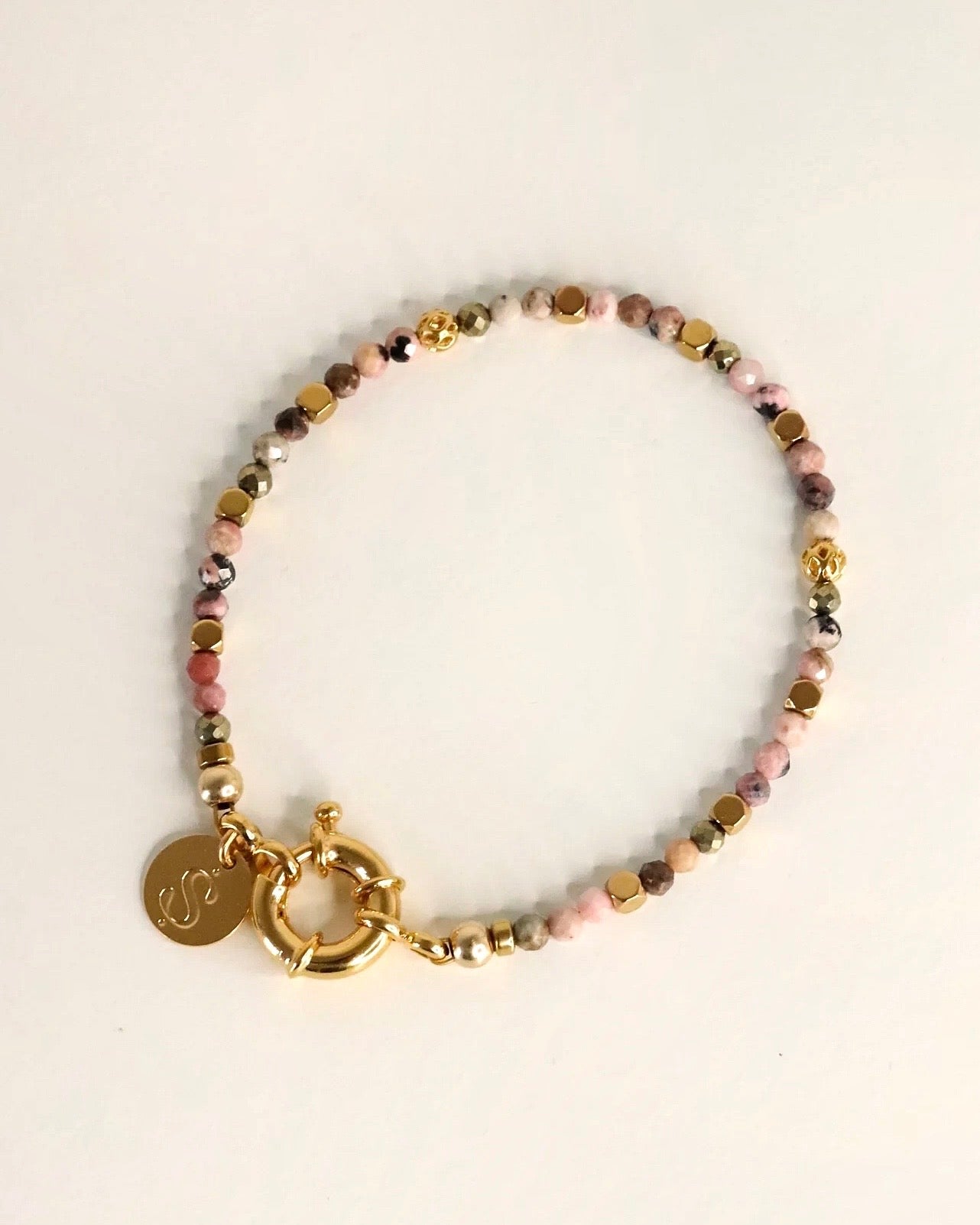 bracelet rose et fermoir bouée